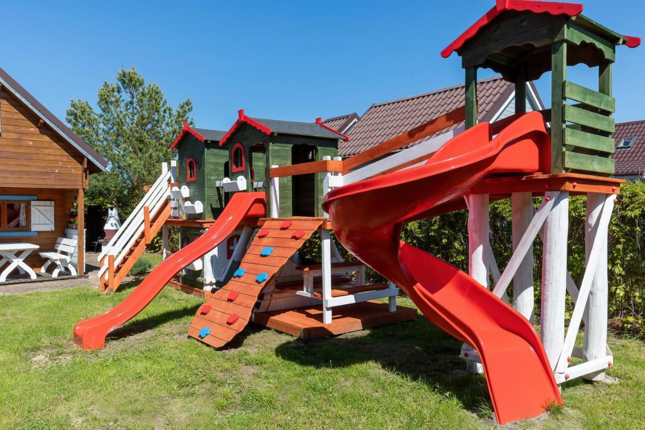 Domki Rekin Podgrzewany Basen Z Brodzikiem Oraz Klimatyzacja Rewal Buitenkant foto